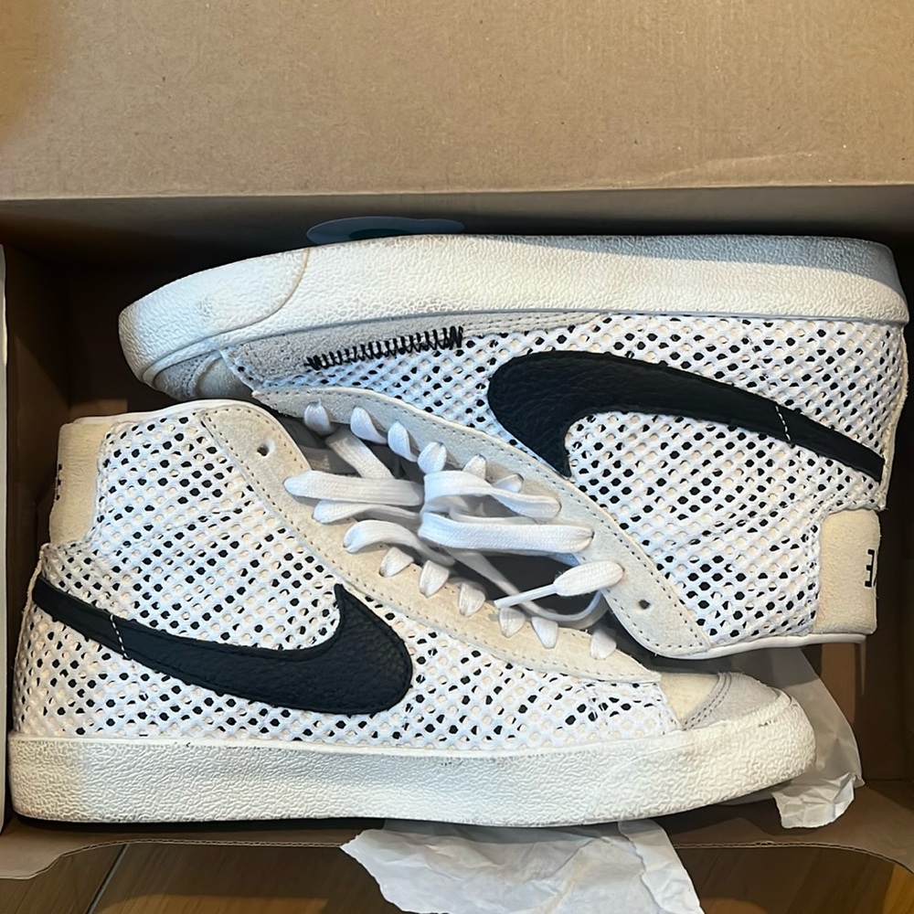 Nike Blazer Mid ‘77
